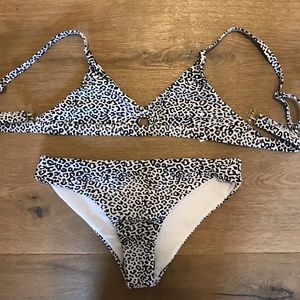 kids shein cheetah bikini set (NEW)